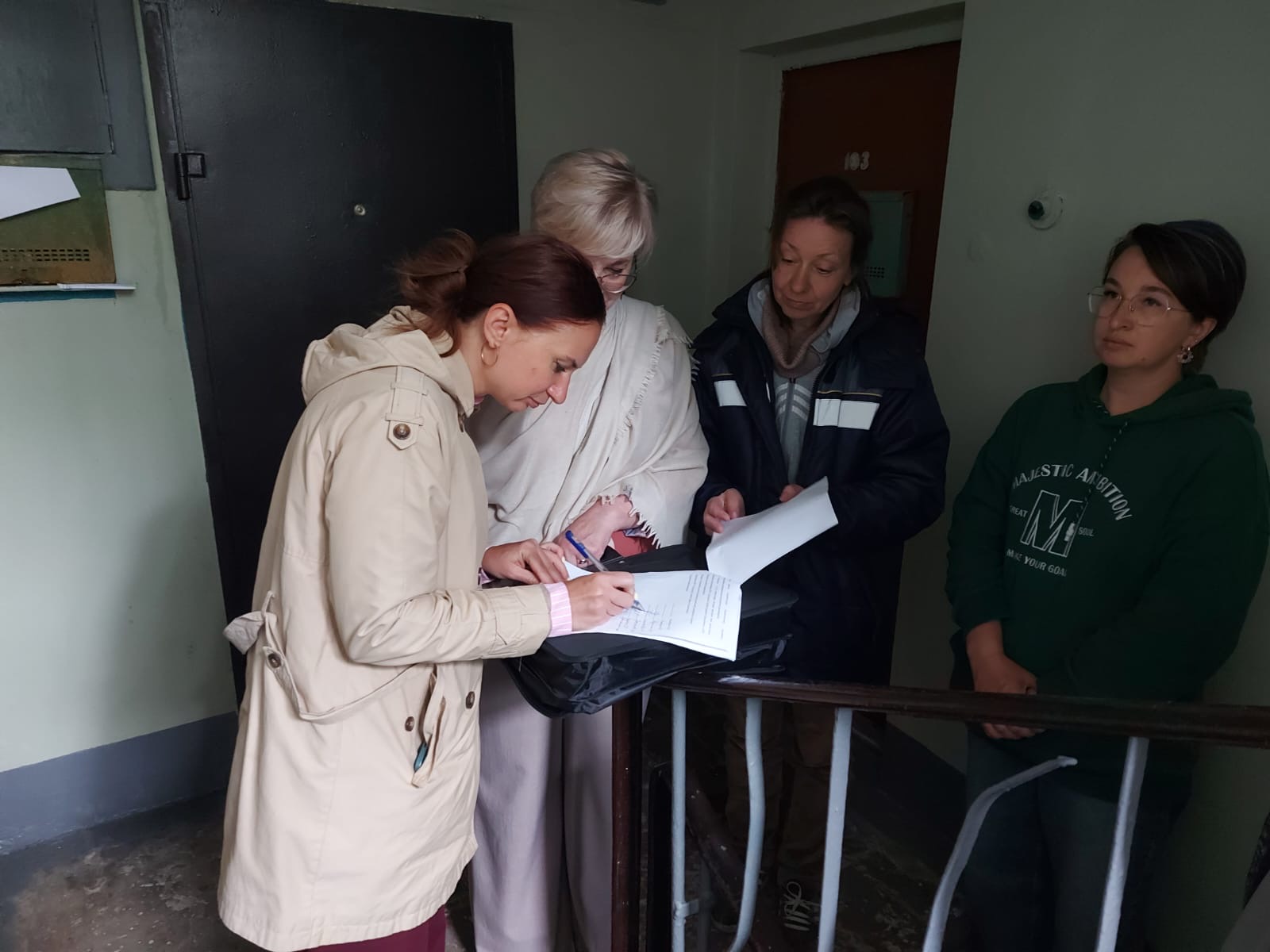 Дарья Герасимова и Елена Симонова провели приемку работ по проекту «Наш город».