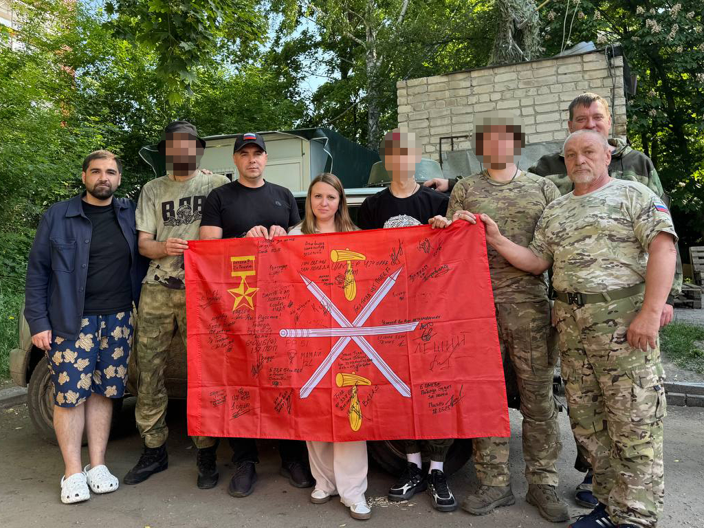 Алексей Эрк и Елена Шмелева доставили дополнительную помощь бойцам и военным медикам в Курскую область.