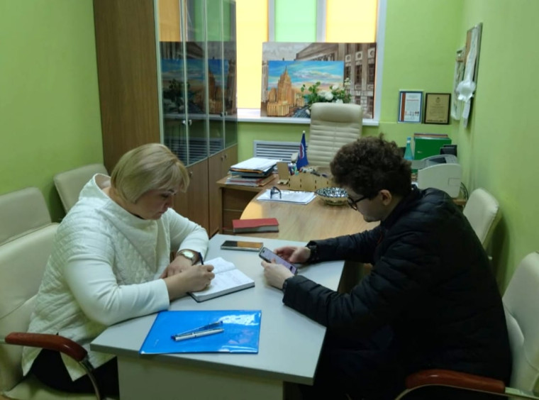 Олеся Филина рассмотрела обращения жителей. Олеся Филина рассмотрела обращения жителей.