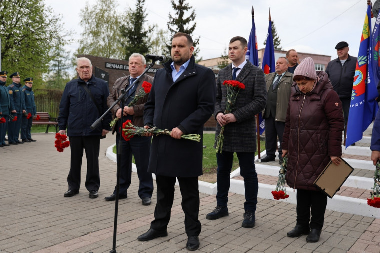 Борис Воловатов принял участие в мероприятии в День памяти погибших в радиационных авариях и катастрофах. Борис Воловатов принял участие в мероприятии в День памяти погибших в радиационных авариях и катастрофах.