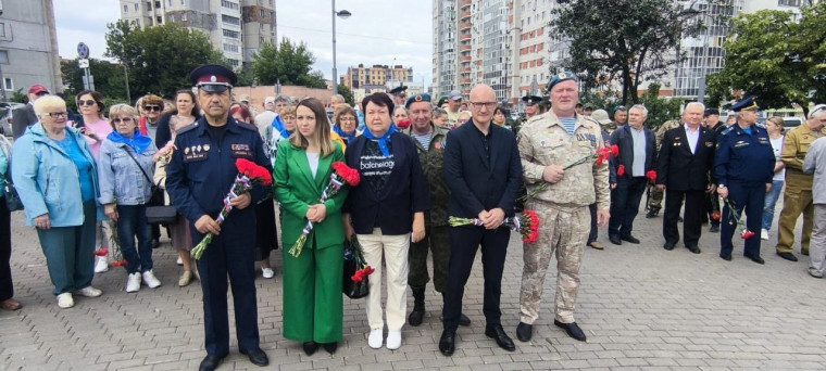 Елена Шмелева приняла участие в мероприятиях, посвященных Дню ветеранов боевых действий. Елена Шмелева приняла участие в мероприятиях, посвященных Дню ветеранов боевых действий.